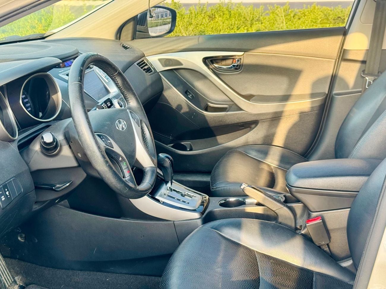 Hyundai Avante STD (NON GCC) Hyundai Avante MD 2011 Top Line | Korean Specs | Clean Title