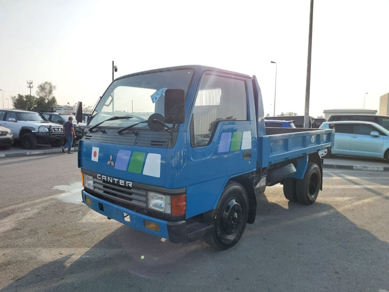 Mitsubishi Fuso Canter (RAMADAN OFFER) MITSUBISHI CANTER TRUCK RHD 1988 MODEL 8.4 L DIESEL MANUAL(PM427337)