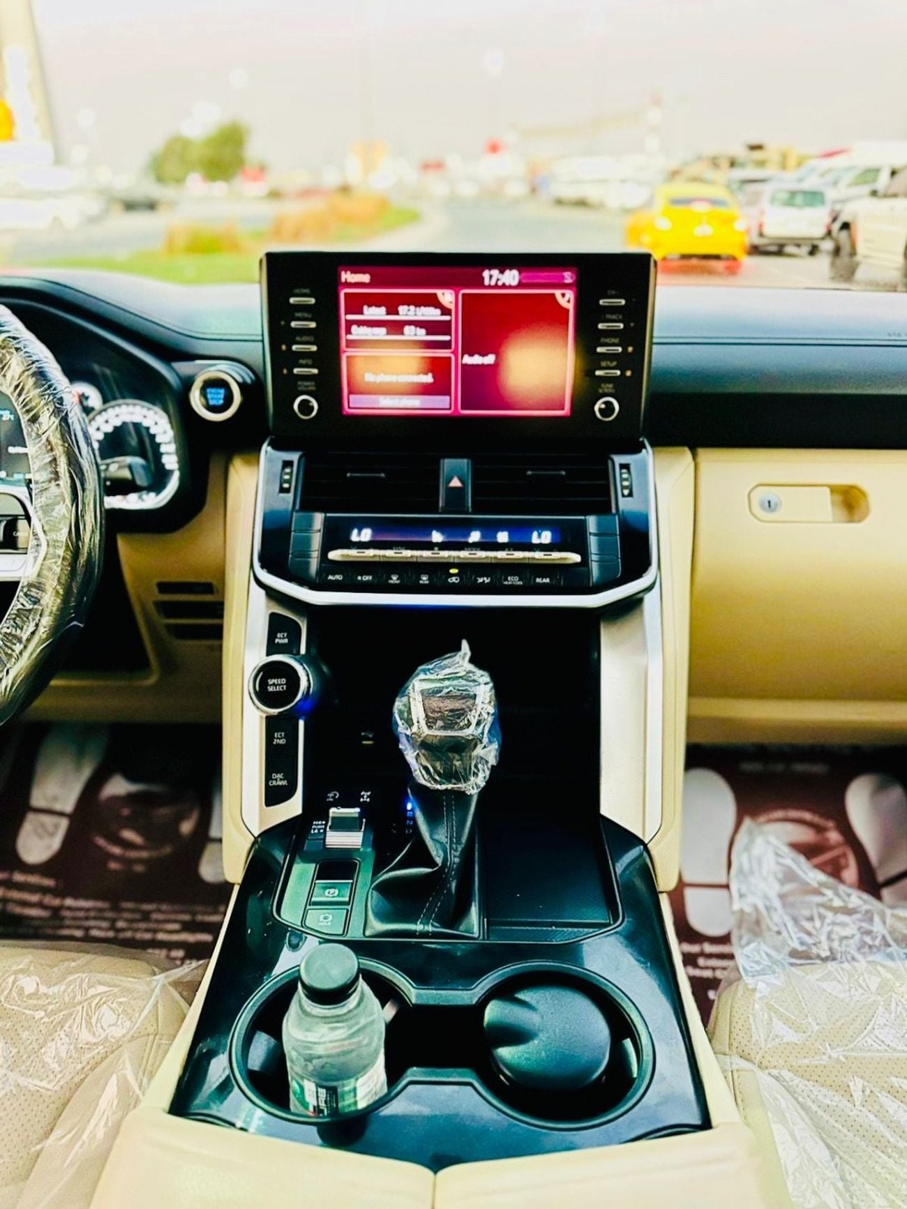 Toyota Land Cruiser  Toyota Land Cruiser 4.0 model 2022 fuel petrol automatic transmission