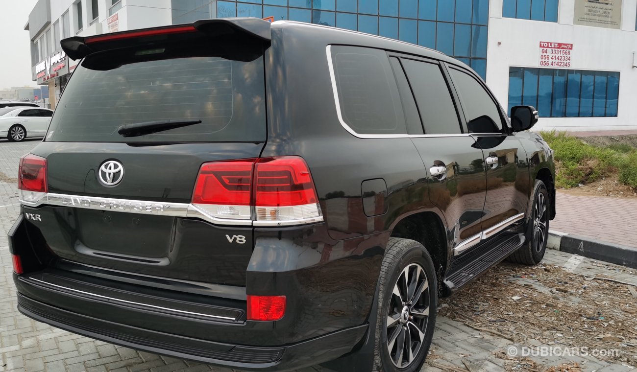 Toyota Land Cruiser VXR