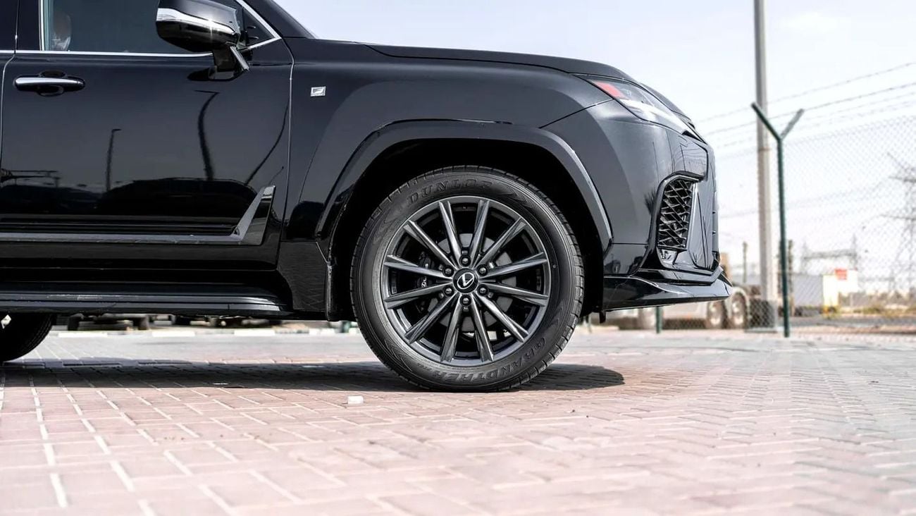 Lexus LX700h F SPORT