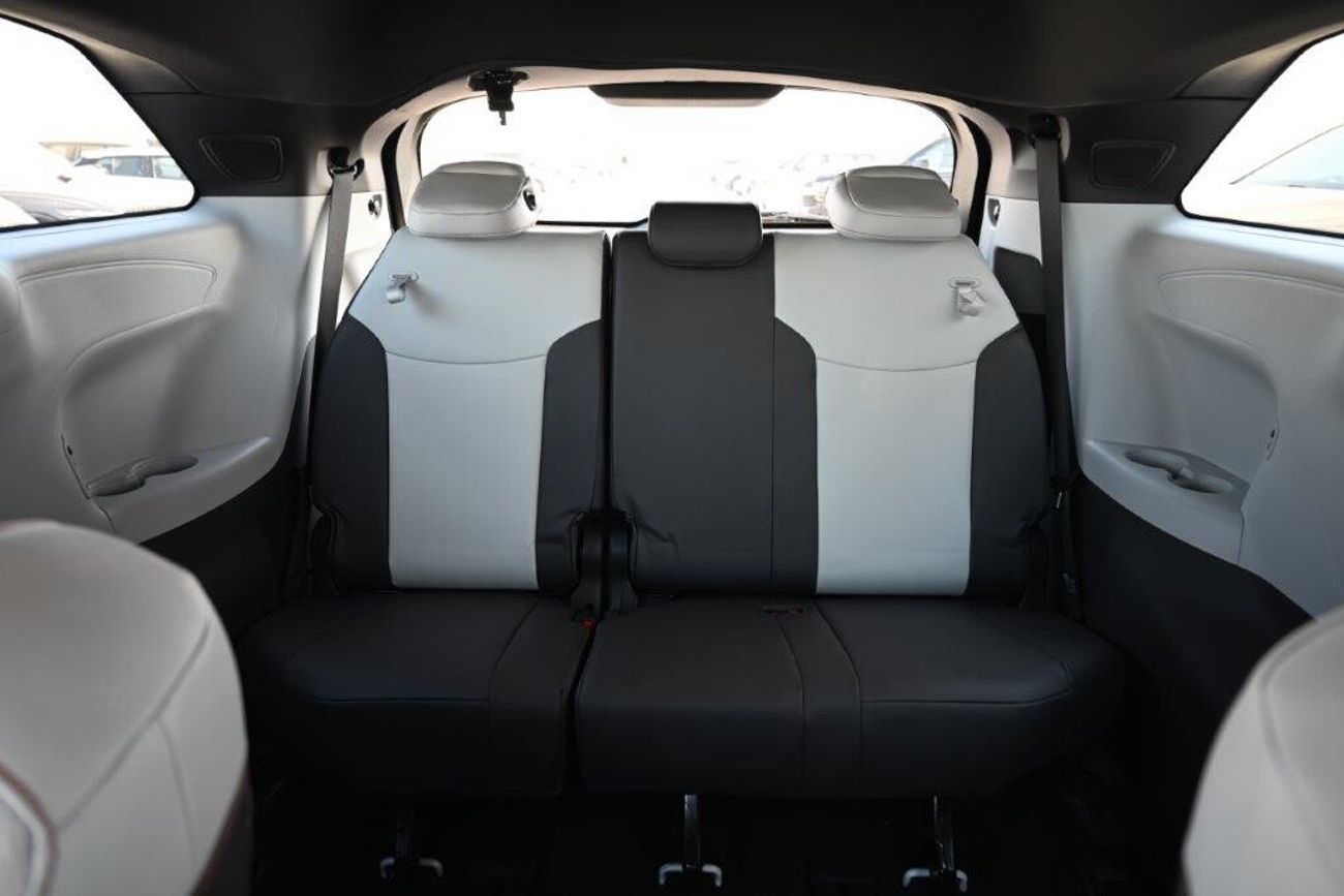 Toyota Sienna XSE Tech Pack 2.5L E-AWD 7-Seater Automatic