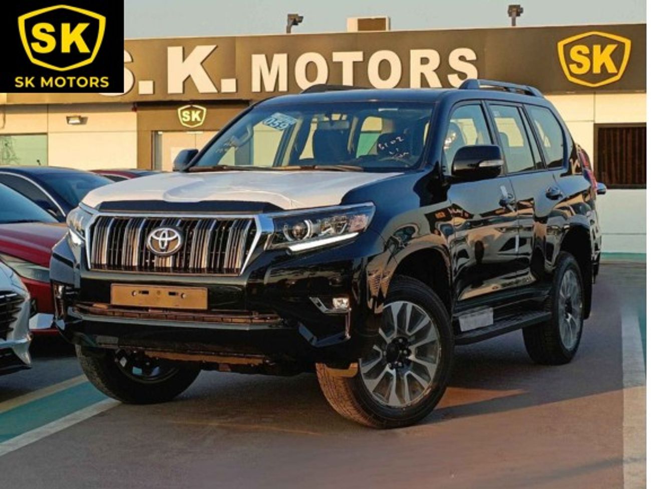 تويوتا برادو TXL / 2.7L Petrol / Push Start / Digital AC / Sunroof (CODE # P27TXLDV5)