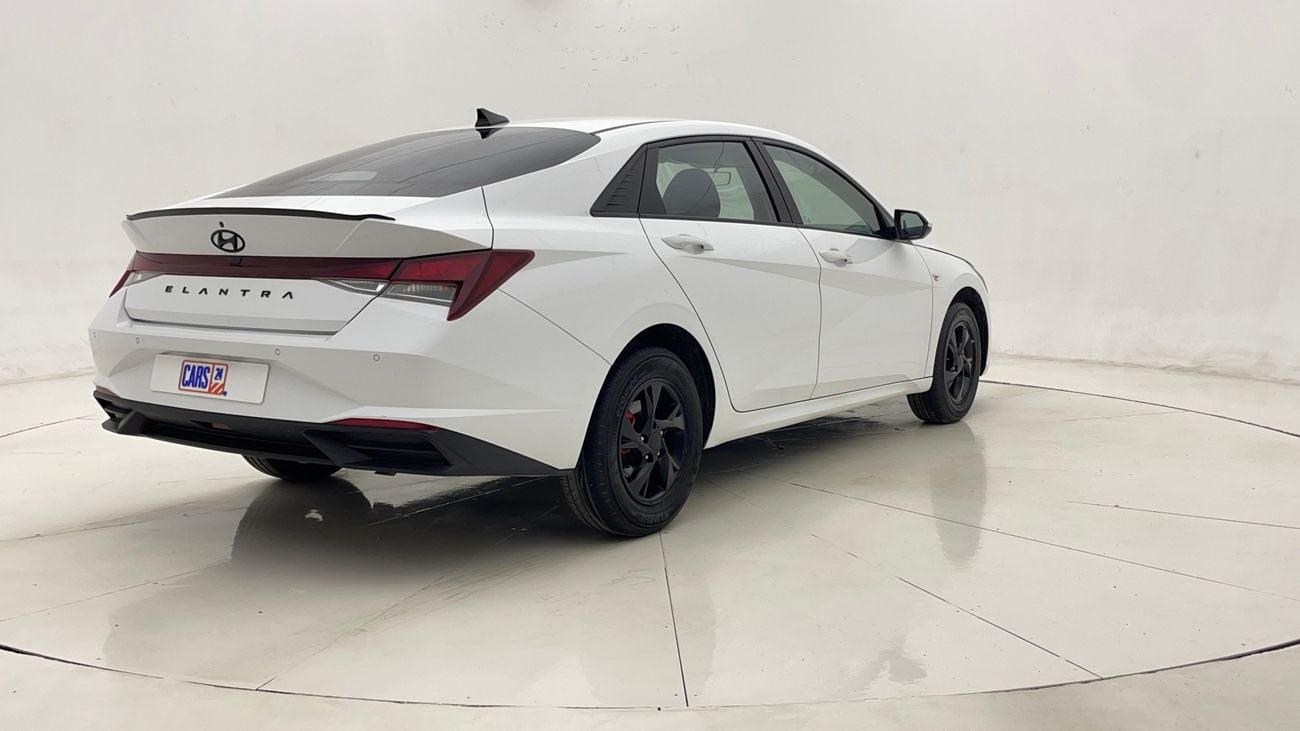 هيونداي إلانترا SMART 1.6 | بدون دفعة مقدمة | اختبار القيادة في المنزل