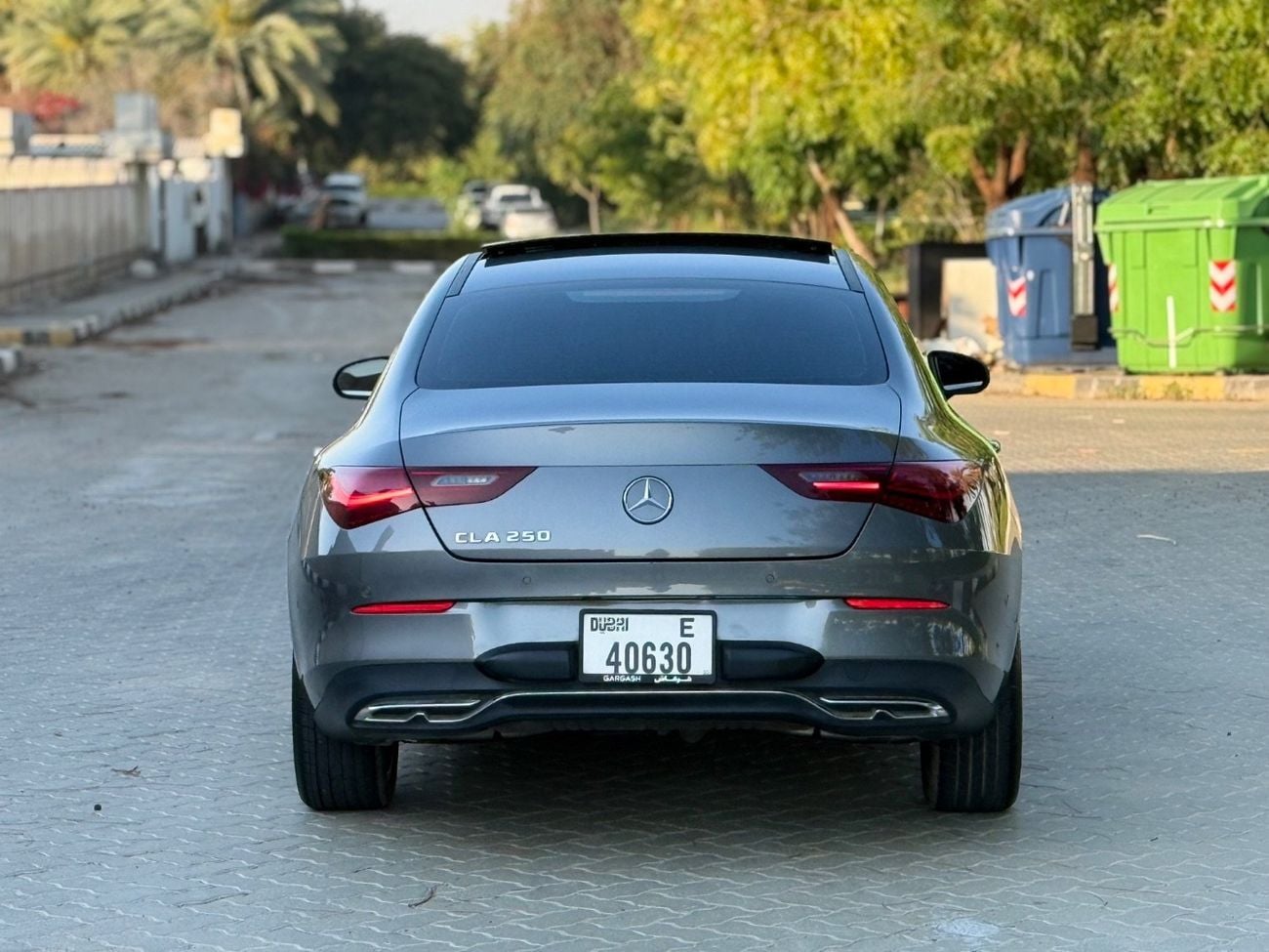 مرسيدس بنز CLA 250 Premium + 2.0L