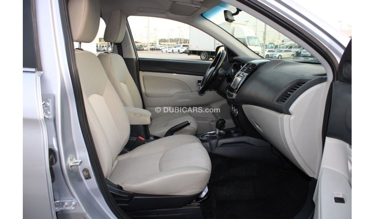Mitsubishi ASX Mitsubishi ASX 2017 GCC in excellent condition without accidents No. 2 very  from clean inside and o
