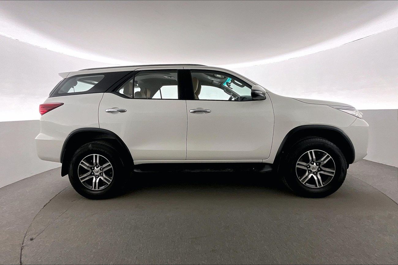 تويوتا فورتونر EXR | شامل الضمان | 0 ﺪﻔﻋﺓ ﺃﻮﻟﻯ