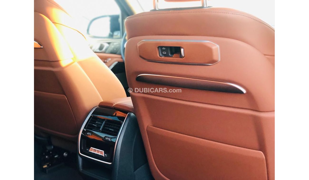 BMW X7 BMW X7 BMW X7 M60i X Drive