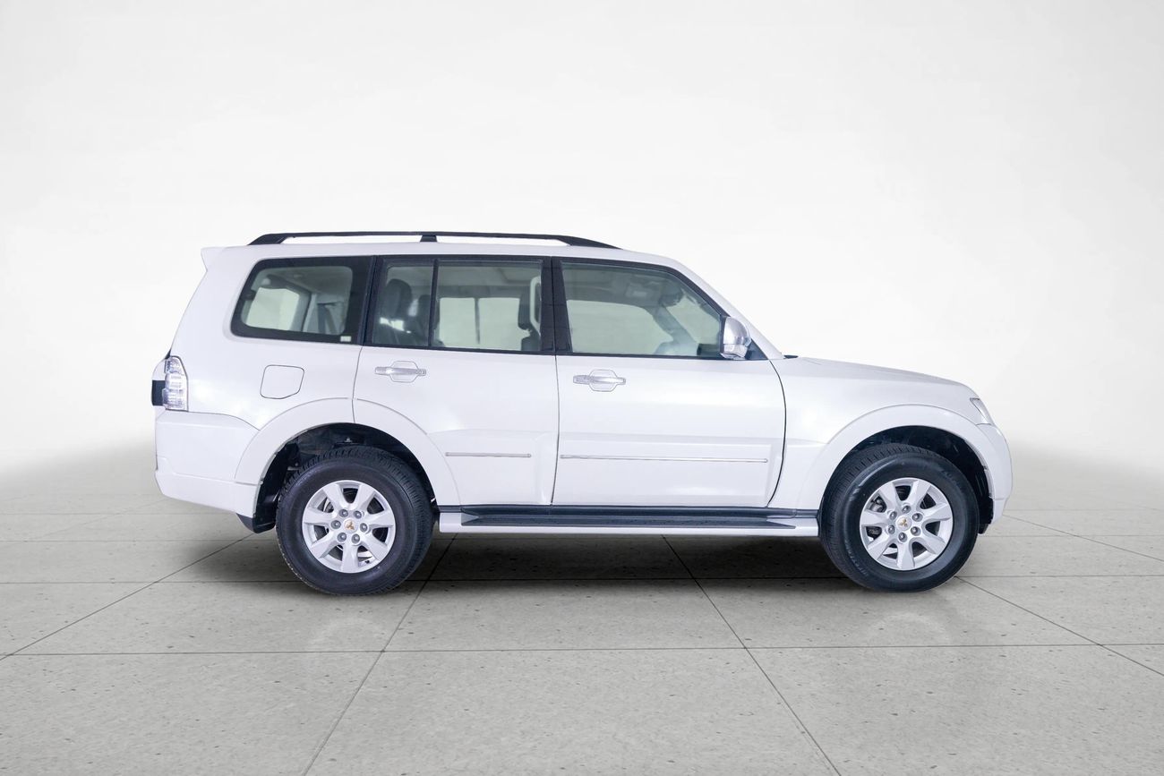 Mitsubishi Pajero GLS Base 3.5L (5 Seater) GLS 3.0