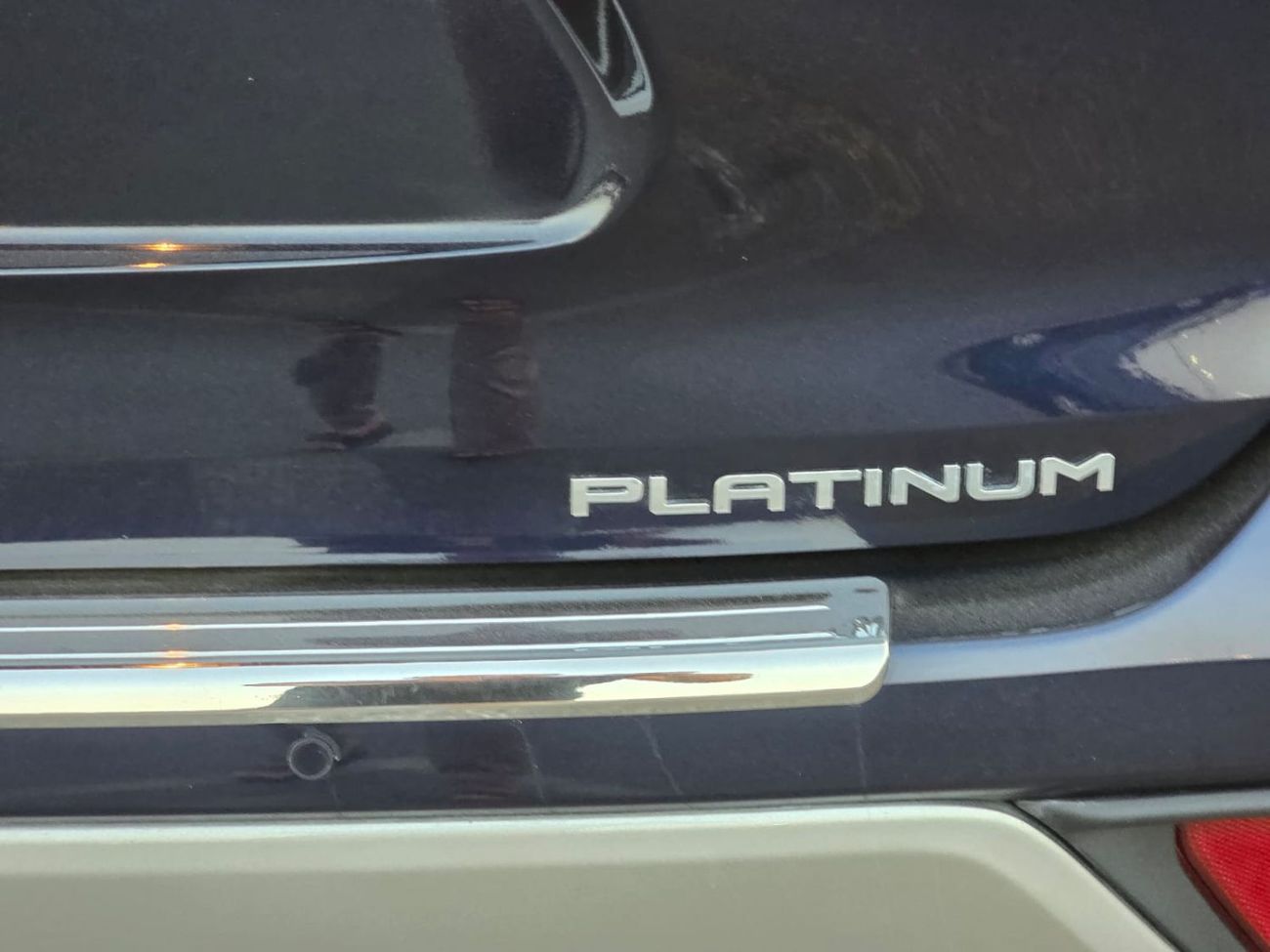 تويوتا هايلاندر 2.5L Hybrid Platinum