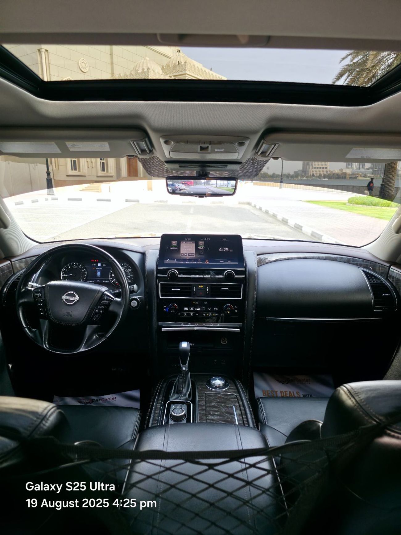 Nissan Armada Platinum