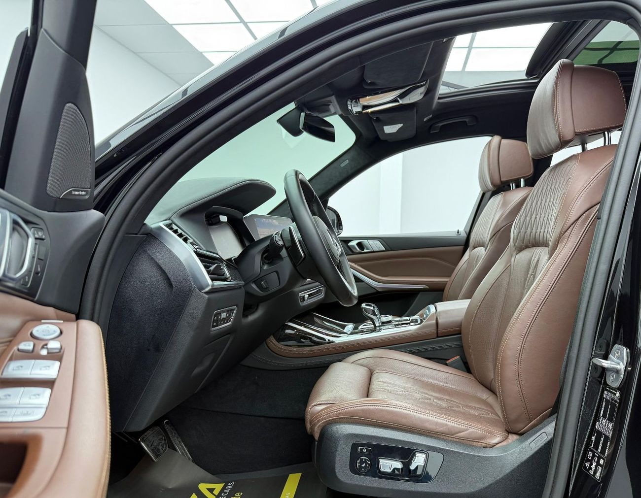 BMW X7 2020 BMW X7 xDrive40i M-Sport, 2025 BMW Warranty, 2026 BMW Service Pack, 7 Seater, GCC