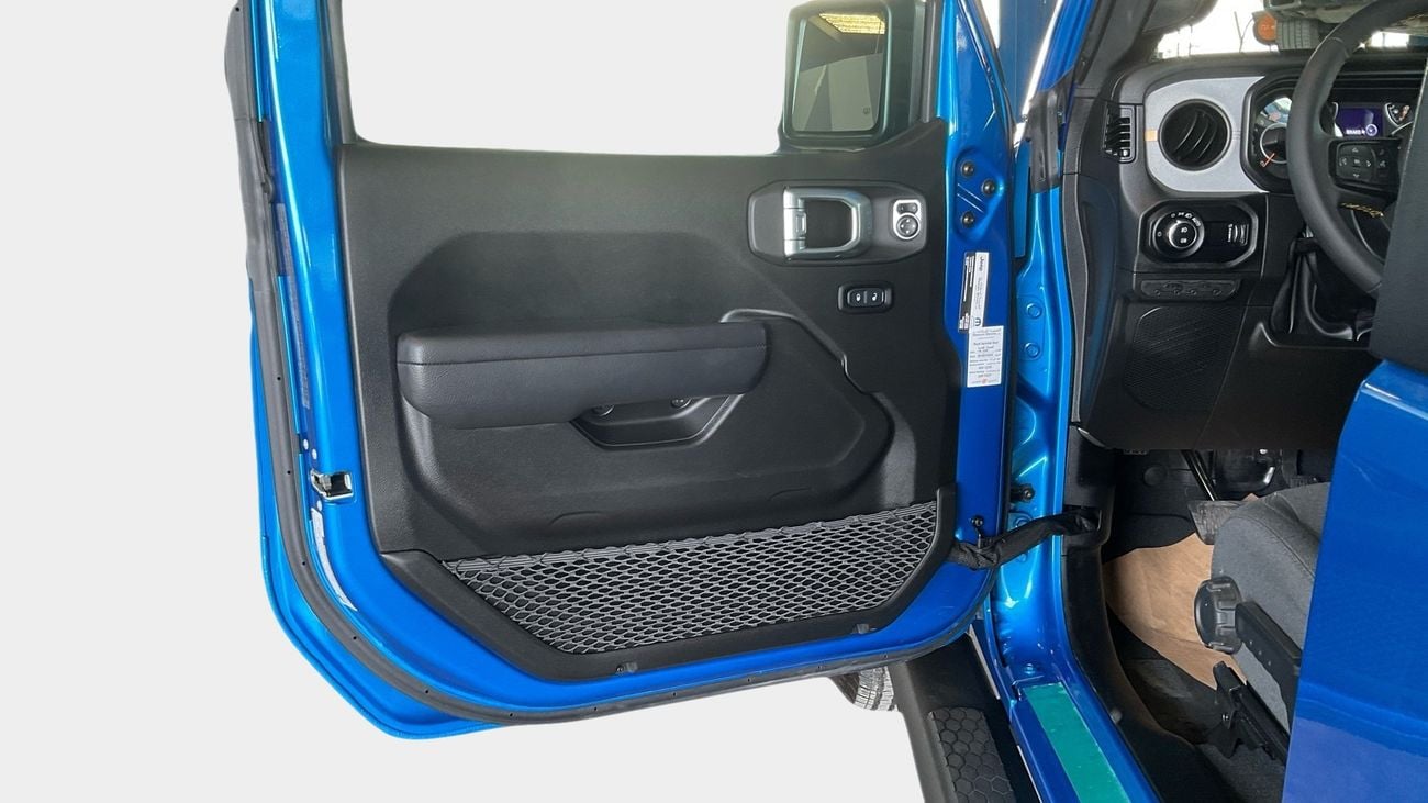 جيب رانجلر 2.0T SPORT 4WD AUTO | شامل الضمان | 0 ﺪﻔﻋﺓ ﺃﻮﻟﻯ
