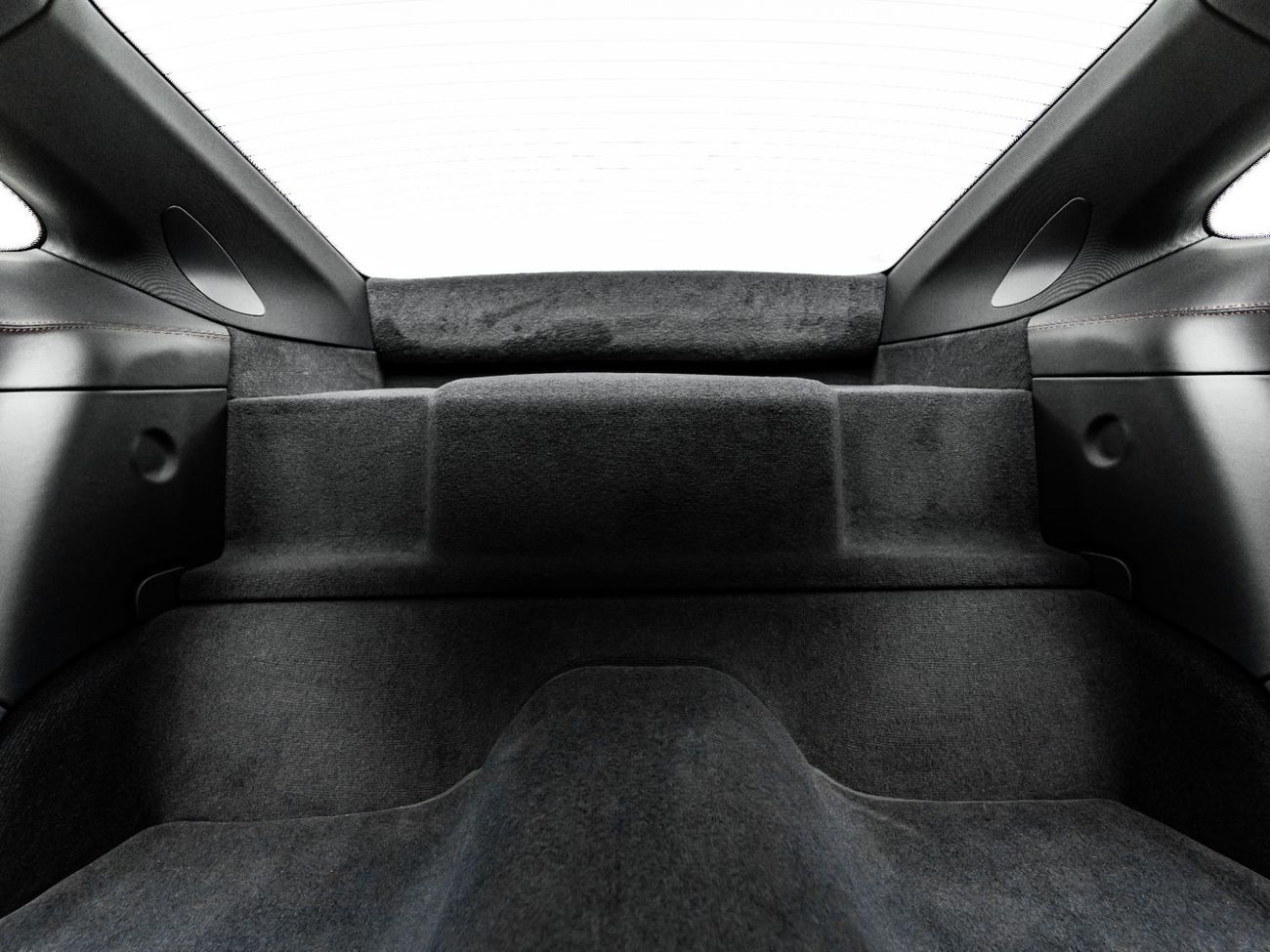 بورش 911 2025 Porsche 911 Carrera, 3.0 TC F6 RWD, 388bhp, 8-Speed PDK