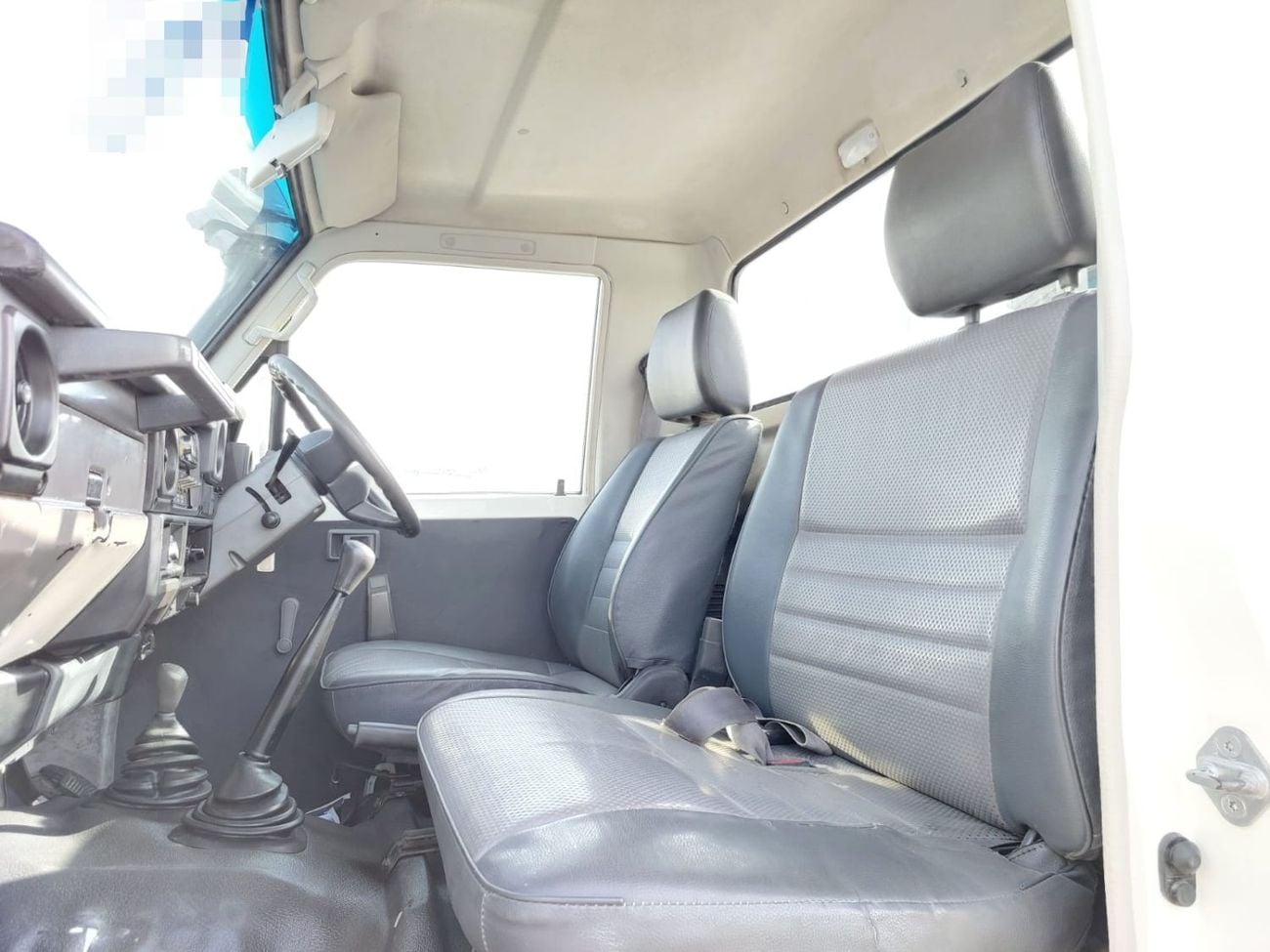 Toyota Land Cruiser TOYOTA LAND CRUISER PICK UP RHD 2001 MODEL 4.2 L DIESEL MANUAL(PM17402)