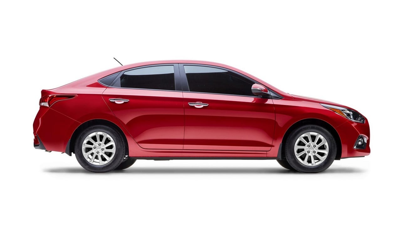 Hyundai Accent exterior - Side Profile