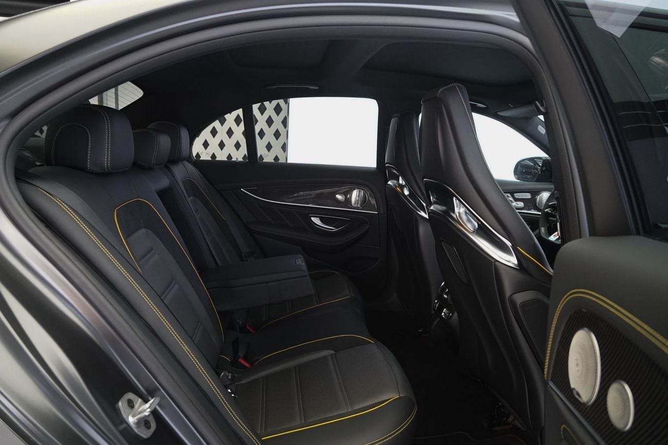 مرسيدس بنز E 63S  1 OF 999