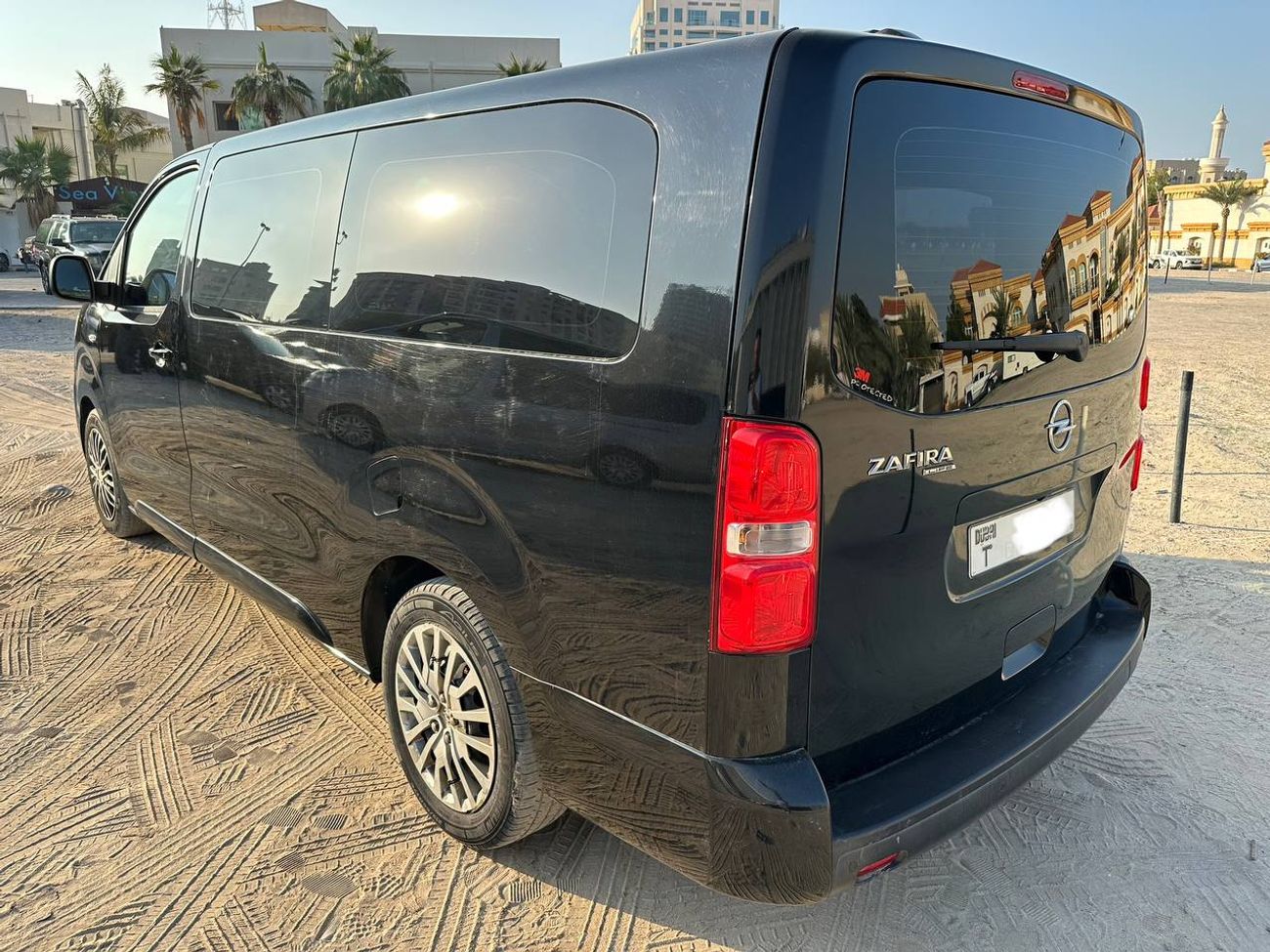 أوبل زافيرا  لايف Opel Zafira LIFE