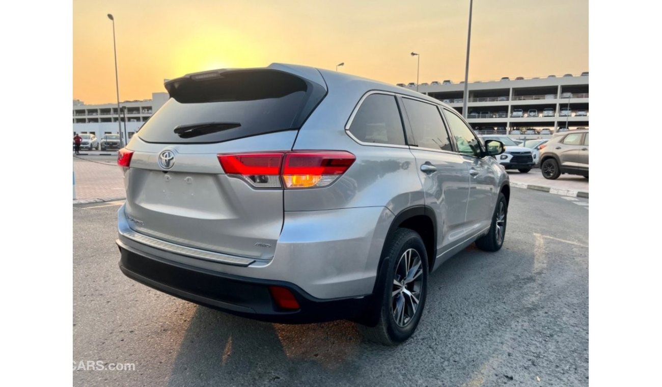 Toyota Highlander 2018 LE 4x4 RUN AND DRIVE USA IMPORTED