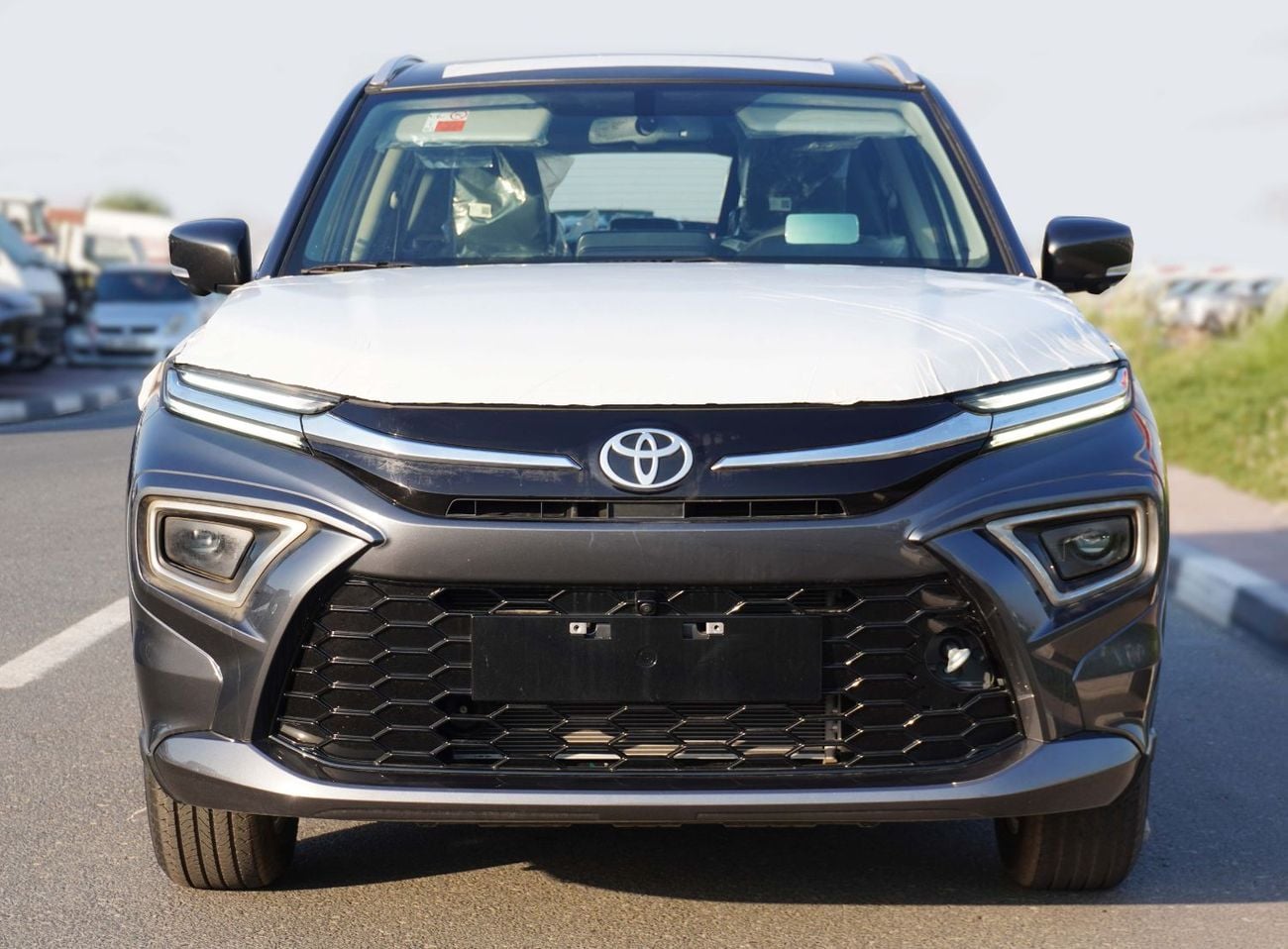 Toyota Urban Cruiser 1.5L PETROL A/T 2026 MODEL (WITH PANORAMIC ROOF, WIRELESS CHARGER, BSM, AND HUD)