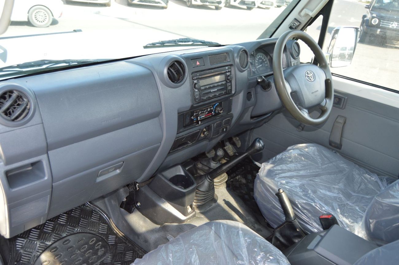Toyota Land Cruiser Pick Up Single cabin
