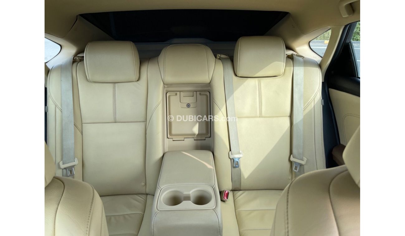 Toyota Avalon SE Toyota Avalon  Model 2014 USA  3,5 VERY GOOD CONDITION