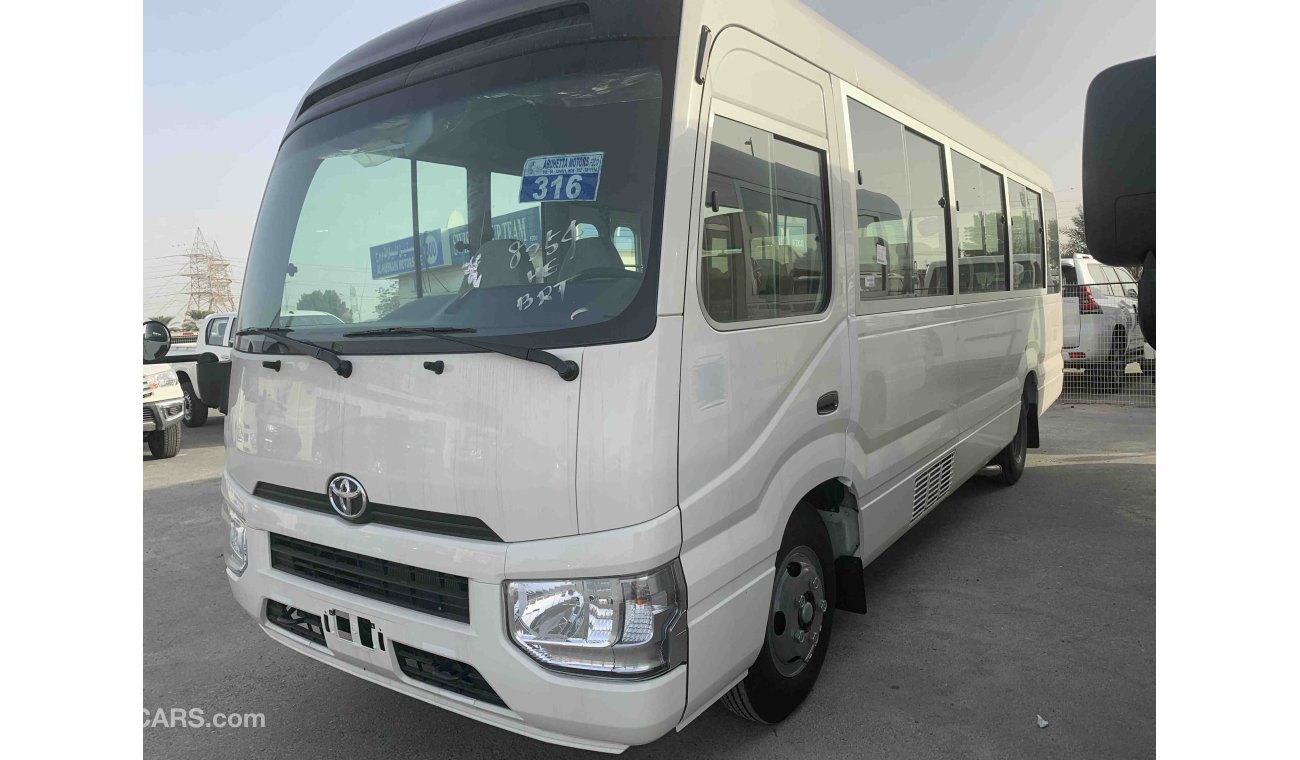 Toyota Coaster ( 4.2 DIESEL )30 ORIGINAL SEATS WITH AUTOMATIC DOOR WITH MIC