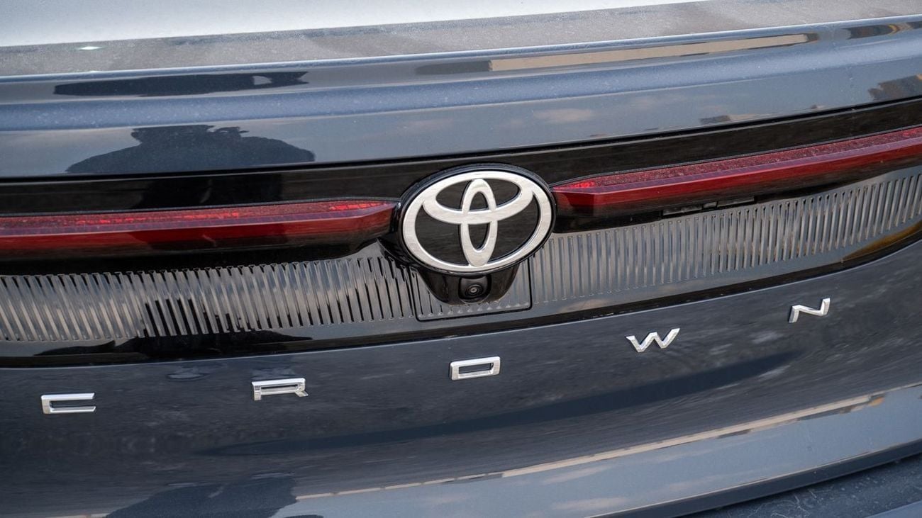 تويوتا كراون PLATINUM TOYOTA CROWN 2.5 MID HEV -2026YM