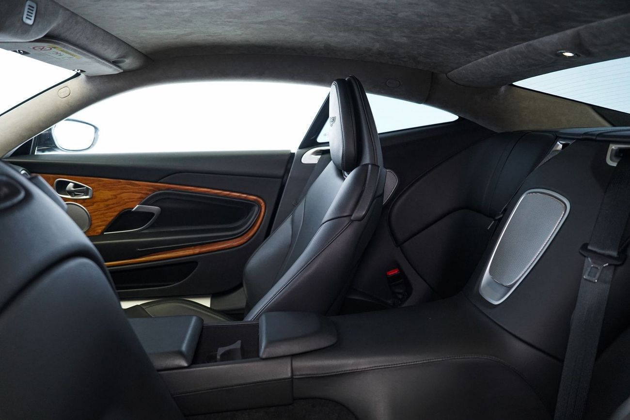 Aston Martin DB11 Std 4.0L