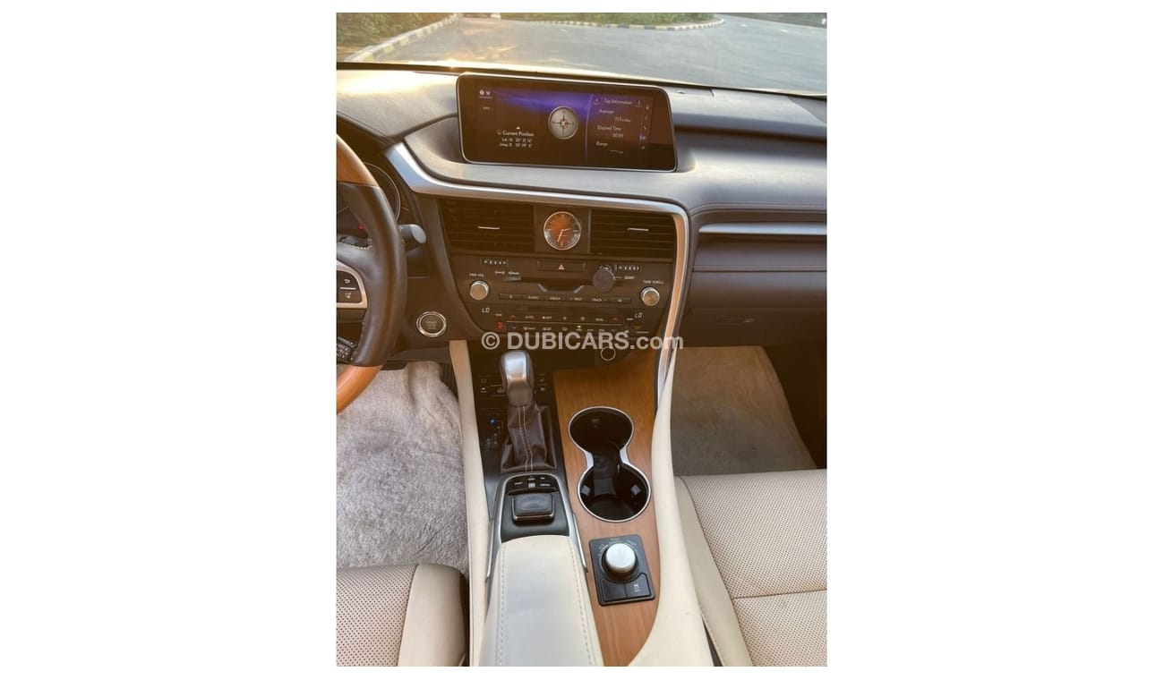 لكزس RX 350 بلاتينوم لكزس ار اكس 350 2018 بحاله ممتازه جدا