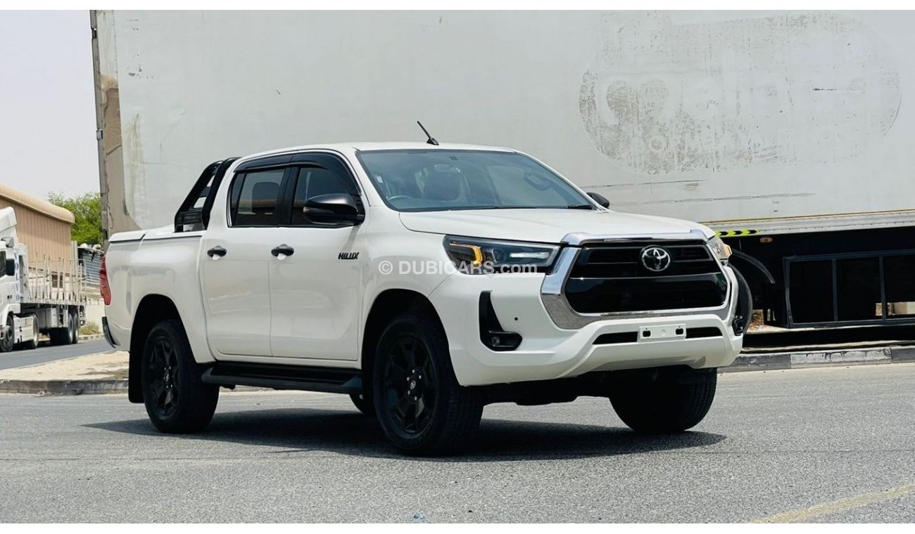 Toyota Hilux 2018 ROGUE 4X4 Diesel 2.8L | PREMIUM LEATHER ELECTRIC SEATS | PUSH START | BOOT COVER | GOOD CONDITI