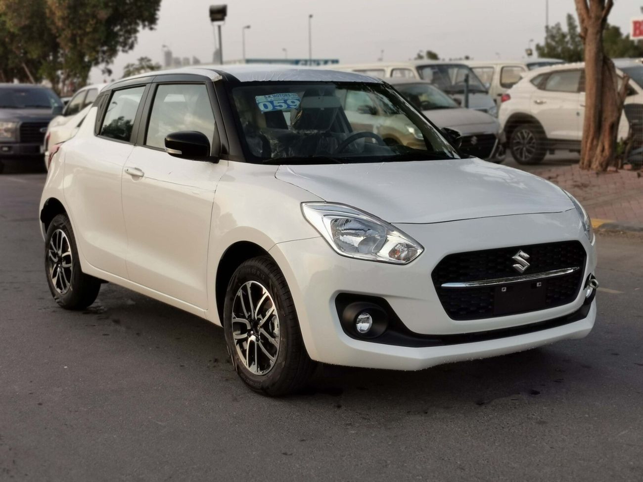Suzuki Swift GLX, DUAL TONE / 1.2L PETROL / PROMOTION /CODE#SGLXM