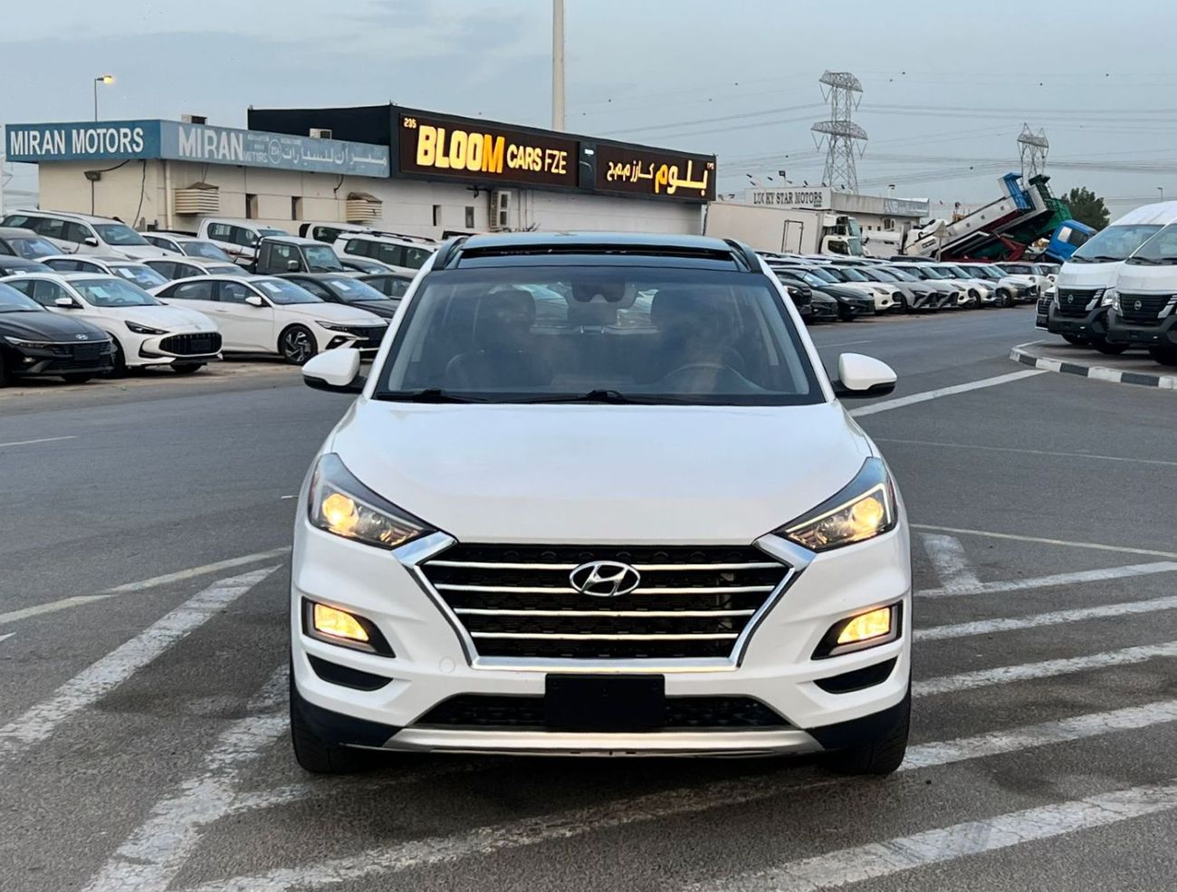 Hyundai Tucson 2019 Hyundai Tucson Full Option 2.4L V4 - AWD 4x4 - Rear Camera - Leather Seat - Panoramic Sunroof
