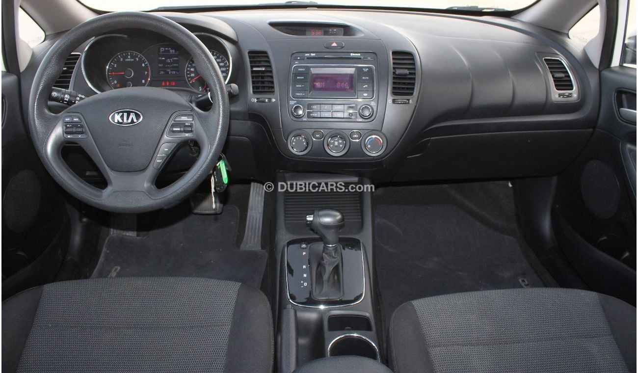 Kia Cerato LX Kia Cerato 2018 White GCC Full Option