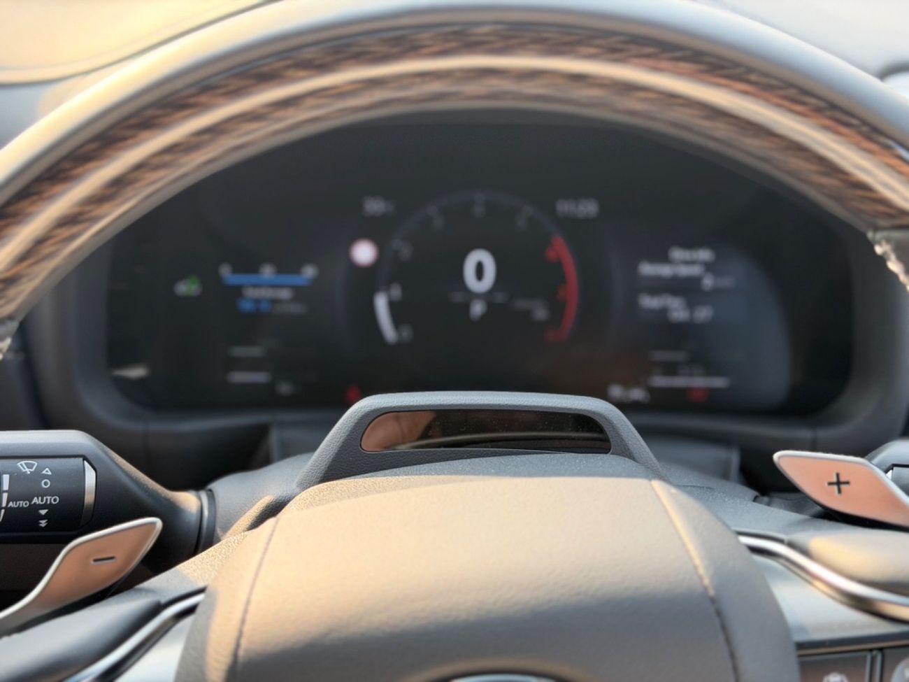 لكزس LX 600 SPORT LUXURY - RHD