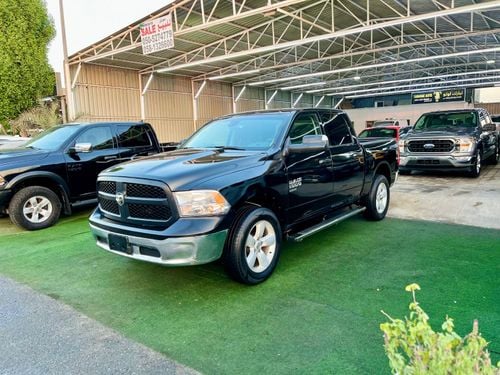 Dodge Ram Van Ram classic V8 5.7 warranty one year bank financie available