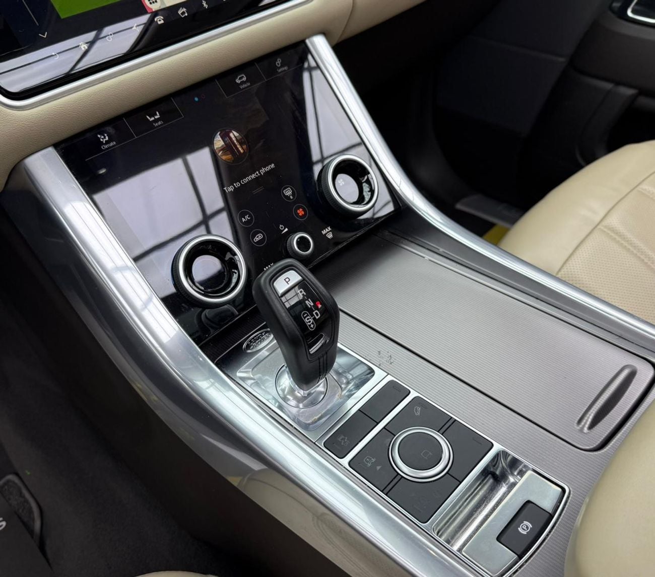 Land Rover Range Rover Sport HSE Dynamic 3.0L 2019 Range Rover Sport HSE Dynamic, Warranty, Service History , GCC