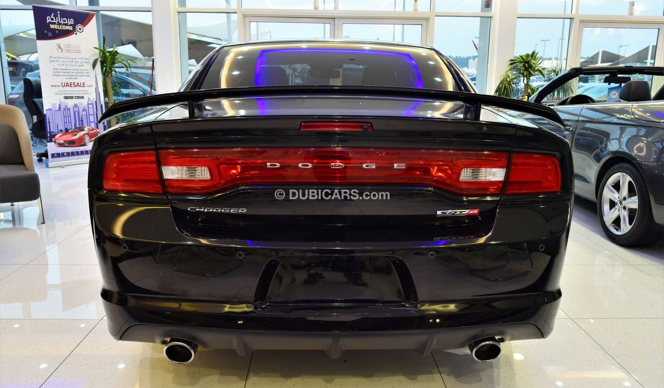 Dodge Charger SRT8 SUPER BEE