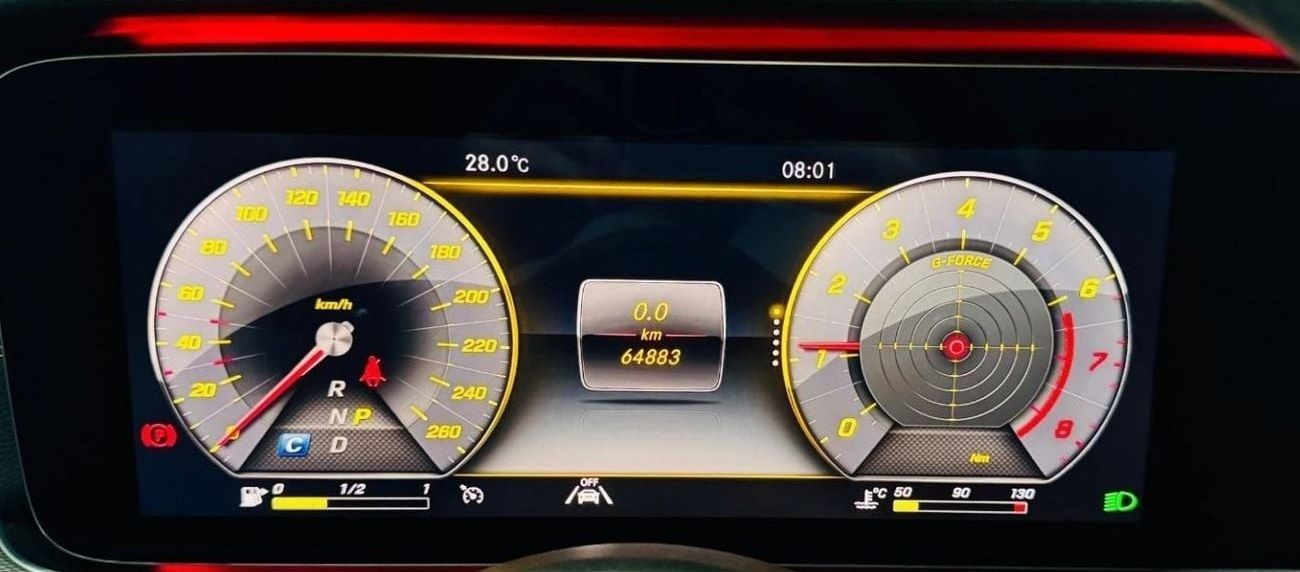 Mercedes-Benz E300 Premium GCC .. FSH .. Warranty .. Perfect Condition .. Panoramic