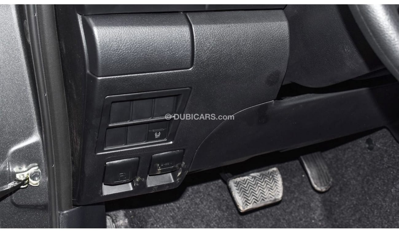 تويوتا هيلوكس 2023 Toyota Hilux 4x4 Double Cabin 2.4L Low Option Diesel AT | Grey inside black