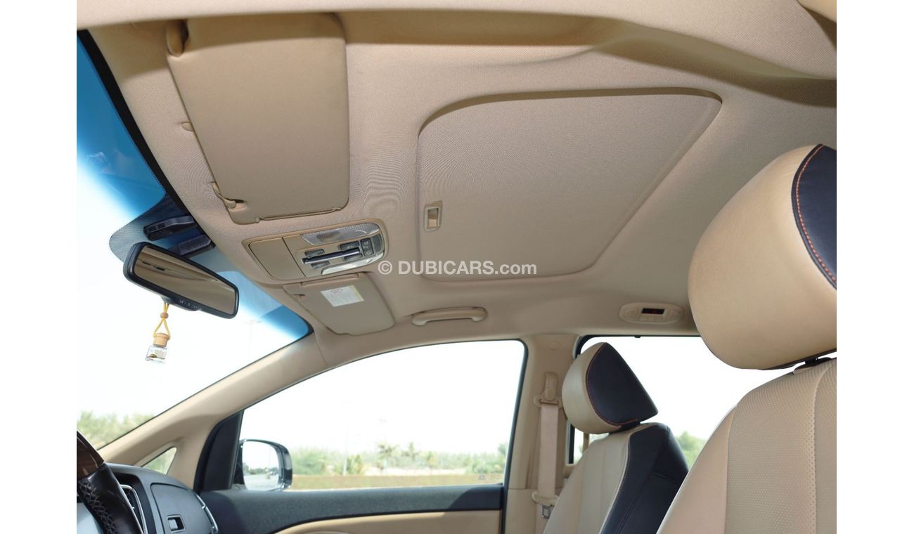 Kia Carnival LX | Grand Carnival | Full Option | 8 Seater | 6 CYL | Excellent Condition | GCC Specs
