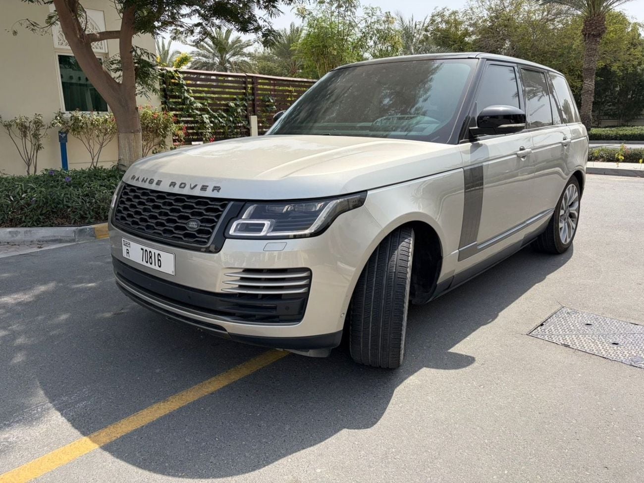 Land Rover Range Rover - фото 1