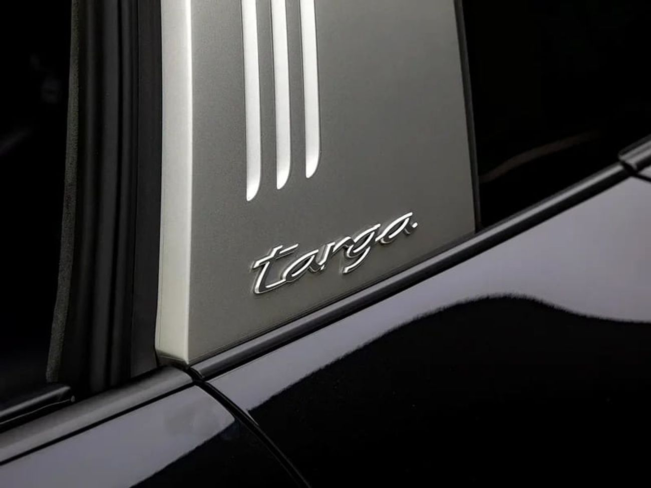 بورش 911 Targa 4S 3.0L (450 HP) Targa