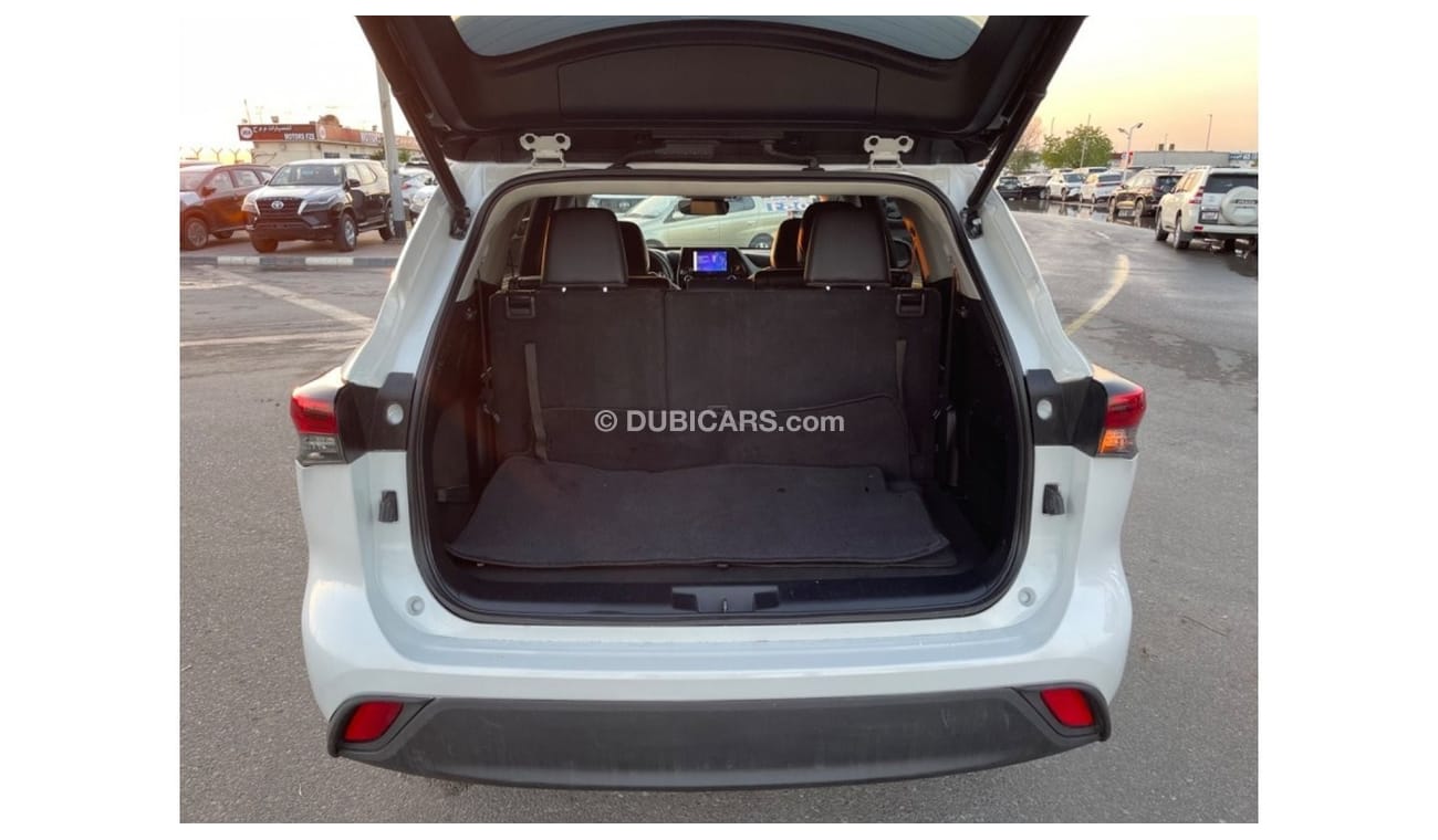 Toyota Highlander 2023 TOYOTA HIGHLANDER XLE IMPORTED FROM USA