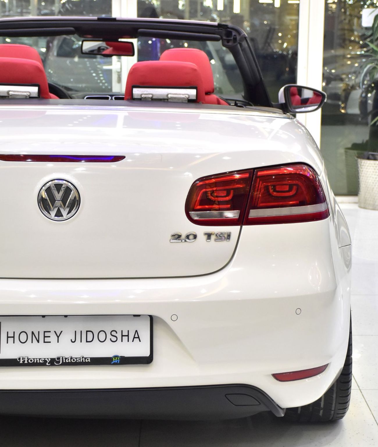 Volkswagen Eos EXCELLENT DEAL for our Volkswagen EOS 2.0 TSi ( 2013 Model ) in White Color GCC Specs