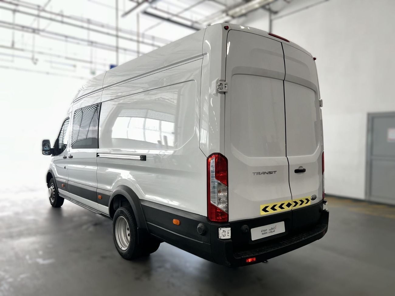 فورد ترانزت TVE4523 TRANSIT / AL TAYER MOTORS AL QOUZ SHOWROOM
