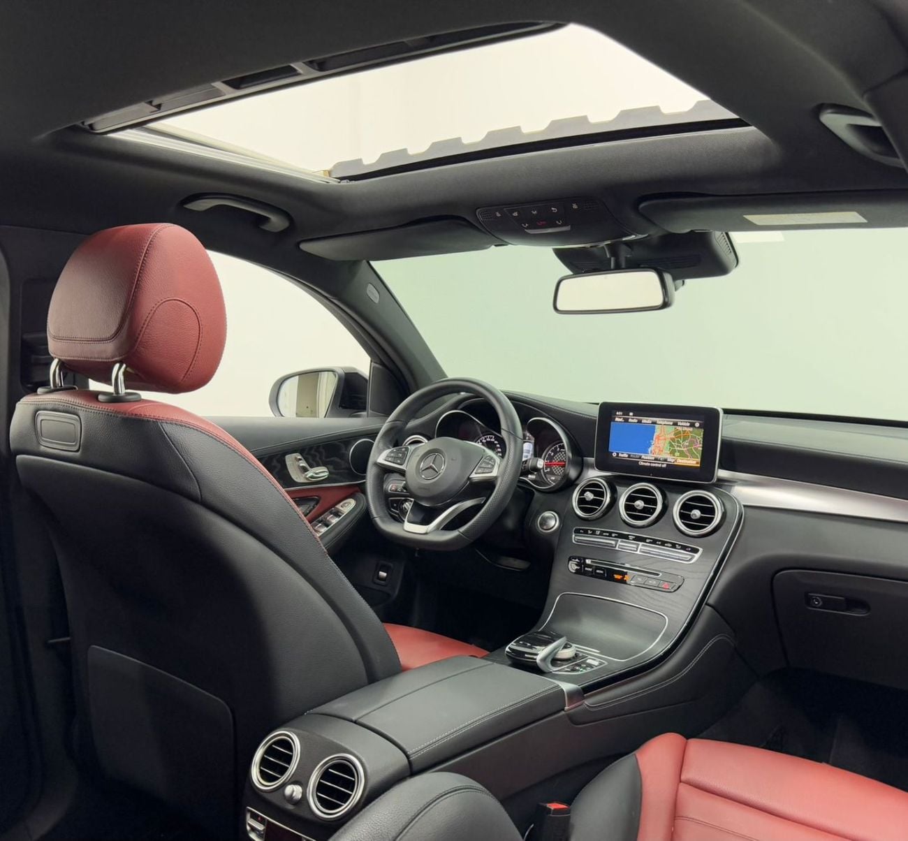 Mercedes-Benz GLC 43 AMG 2019 Mercedes Benz GLC43 AMG 4MATIC Coupe, Warranty, 2027 GTA Service Pack, Excellent Condition, GCC