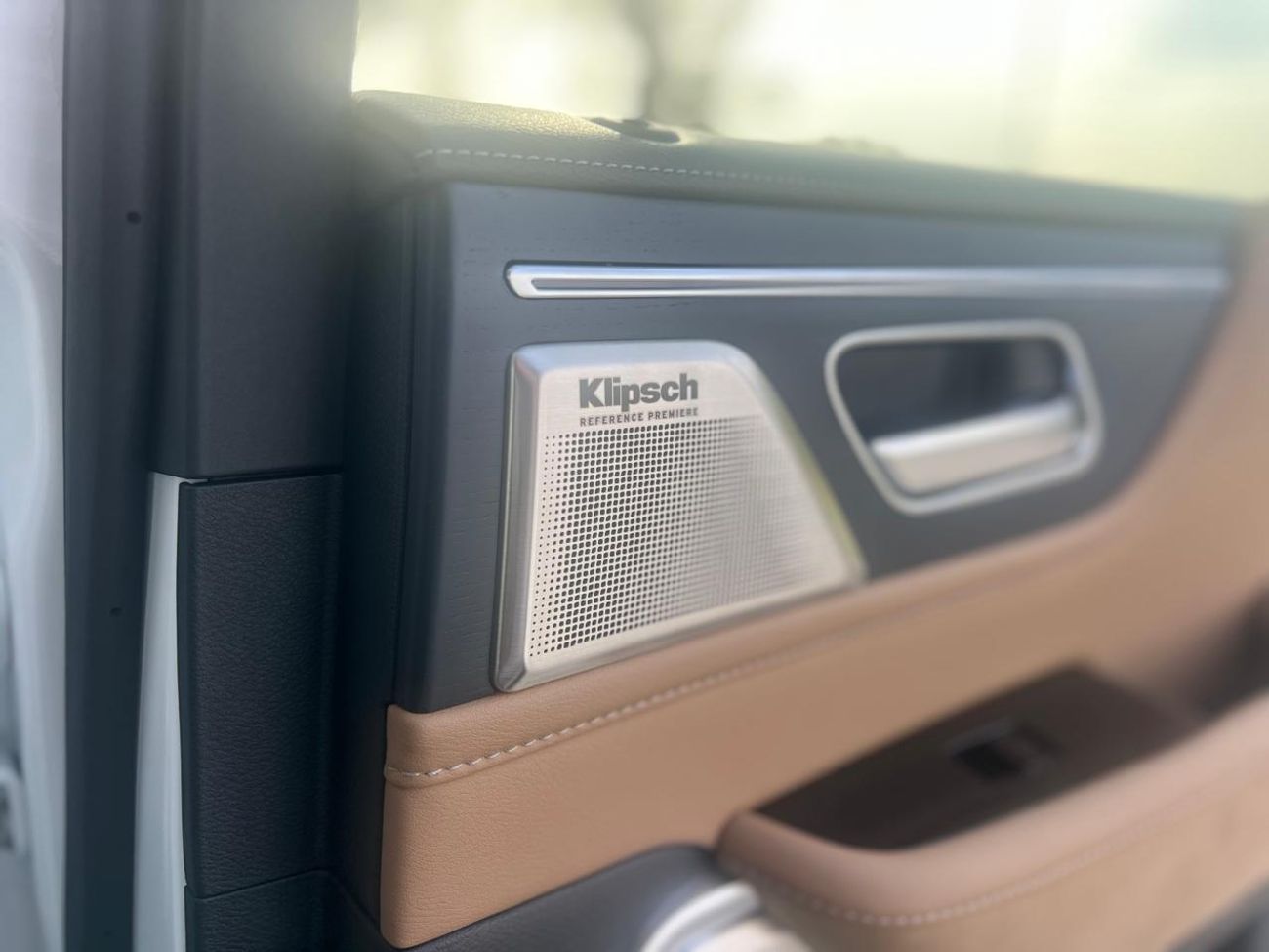 Infiniti QX80 Sensory 3.5L