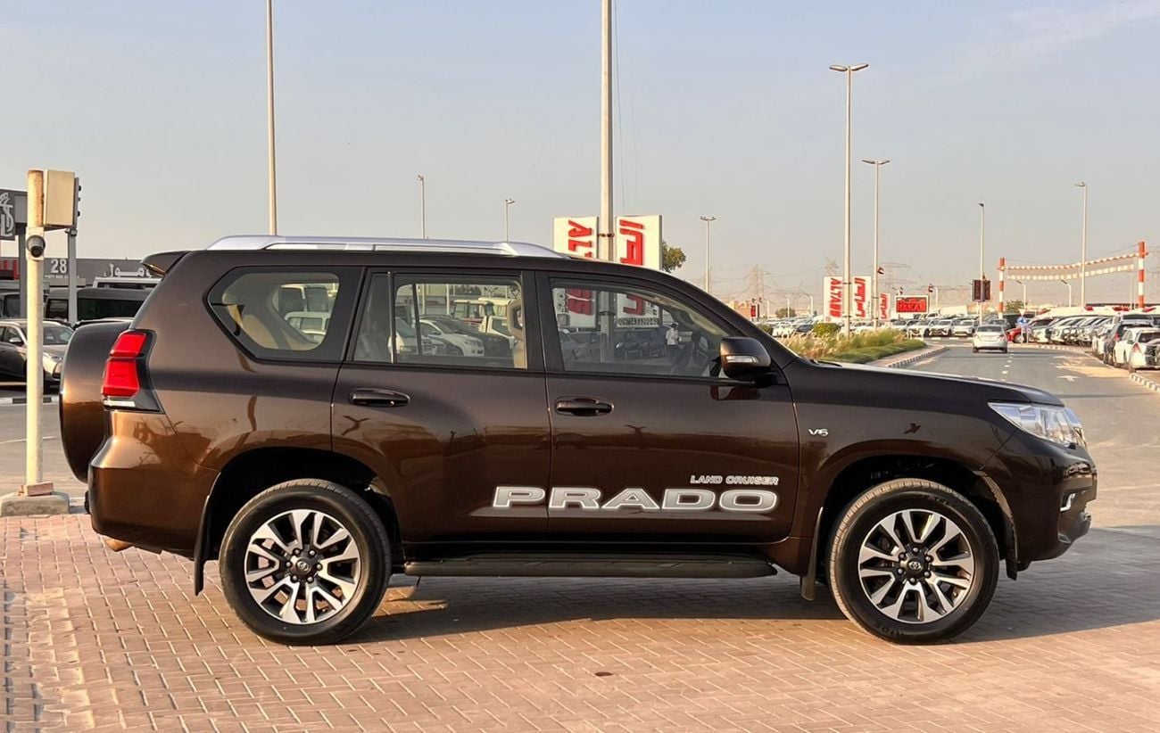 Toyota Prado  2022 Toyota Prado Full Option 4.0L V6 - AWD 4x4 - GCC- Electric Seat - Rear CAM & Sensors - Cool