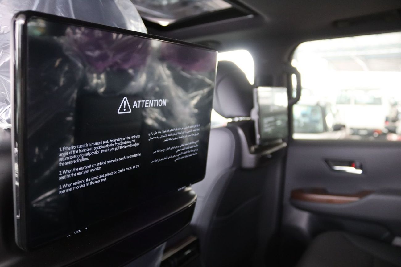 Toyota Land Cruiser 2025 LAND CRUISER 300 4.0 V6 VXE.s RADAR **EXPORT ONLY**التصدير فقط خارج الخليج***